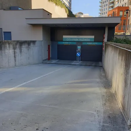 Moderny Byt V Sirsom Centre Lejlighed Bratislava